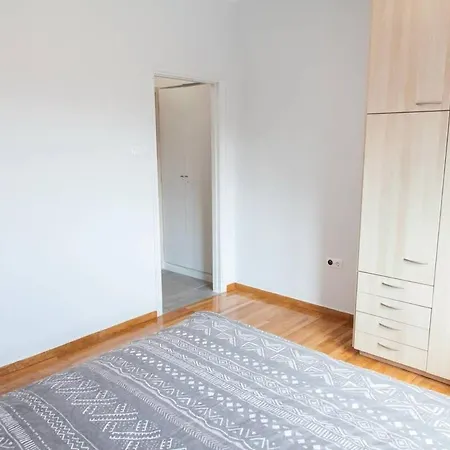 Apartment Beautiful 2 Bd With View In Kolonaki Athens