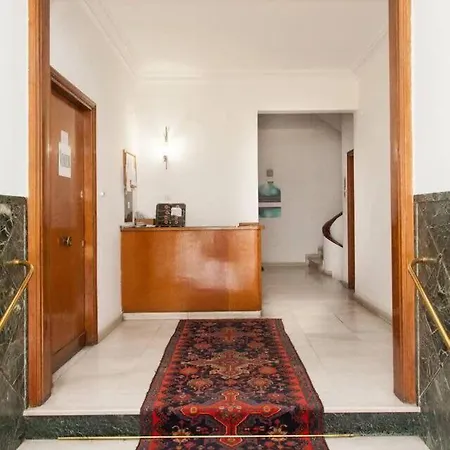 Beautiful 2 Bd With View In Kolonaki
