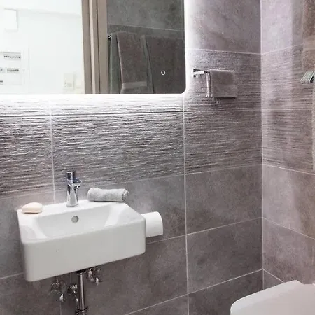 Apartment Beautiful 2 Bd With View In Kolonaki