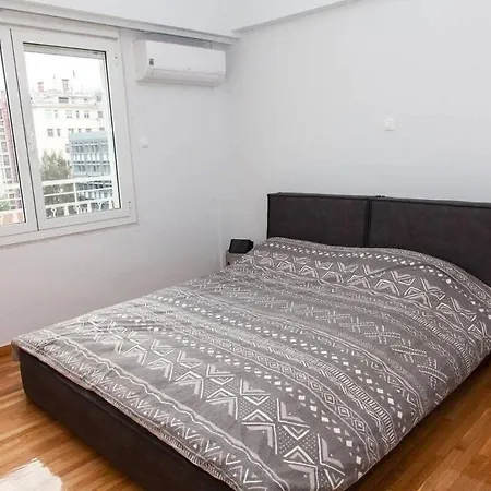 Apartment Beautiful 2 Bd With View In Kolonaki Athens